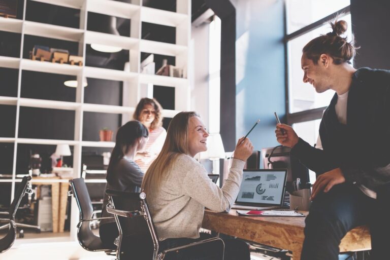 Quais as fontes de bem-estar e mal-estar no trabalho?