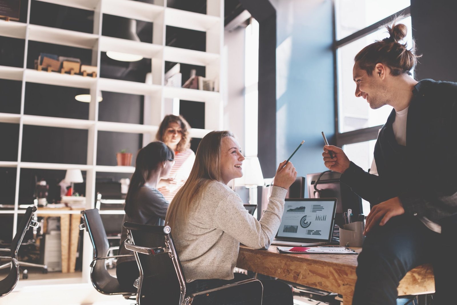 Quais as fontes de bem-estar e mal-estar no trabalho?