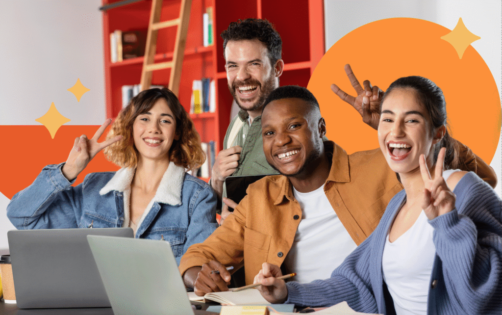 Grupo de colaboradores sorridentes em ambiente corporativo representando engajamento e alto índice de eNPS.